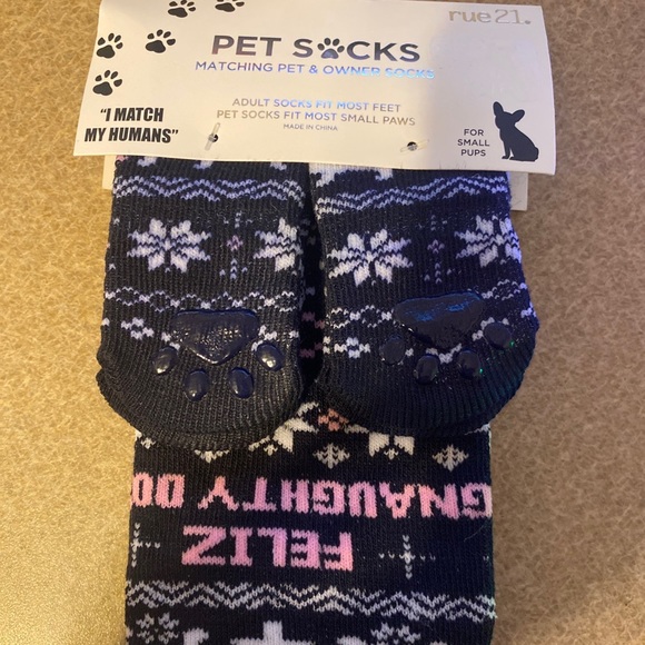 NWT Rue 21 Matching Pet & Womens Owner Socks Feliz Naughty Dog Christmas Sz 5-10 - Picture 1 of 3